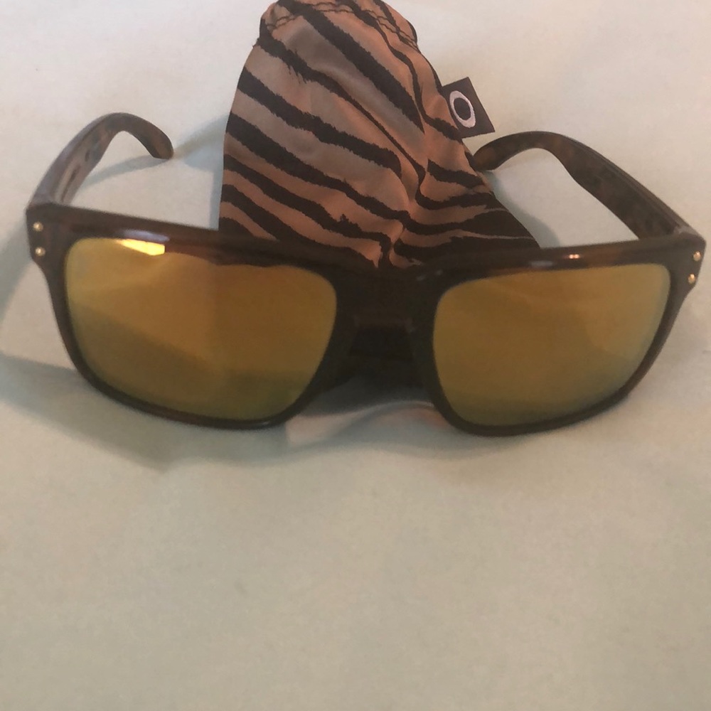 Oakley sunglasses